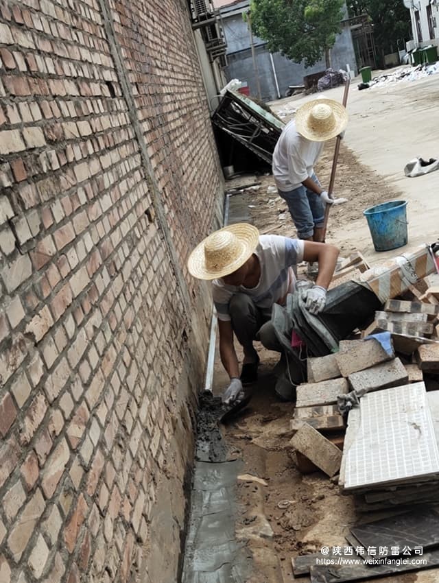 陕西渭南澄城县中医院机房4Ω欧姆防雷接地工程项目圆满竣工